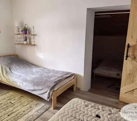 Ebredj Nalunk Pihenohaz Cserepfalu